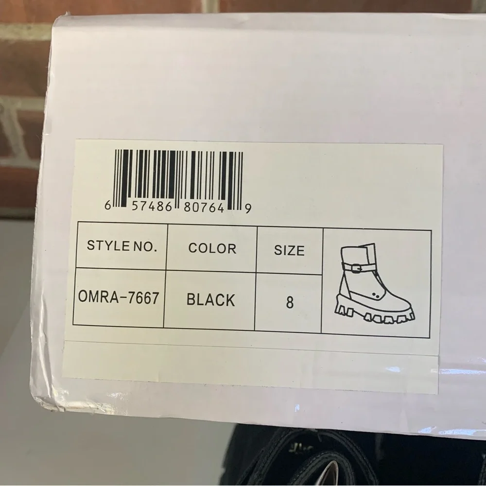 Olivia Miller Angie Black Lugged Platform Ankle Boot Size US 8 M - Picture 8 of 8